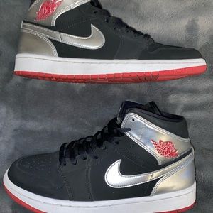 JORDAN 1 MID
